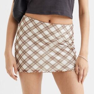 H&M Plaid Mini Skirt Mesh